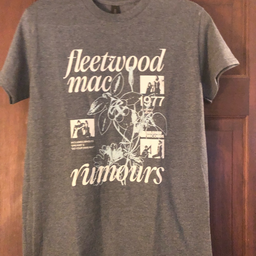 Gildan Gray Fleetwood Mac Rumours Graphic Tee